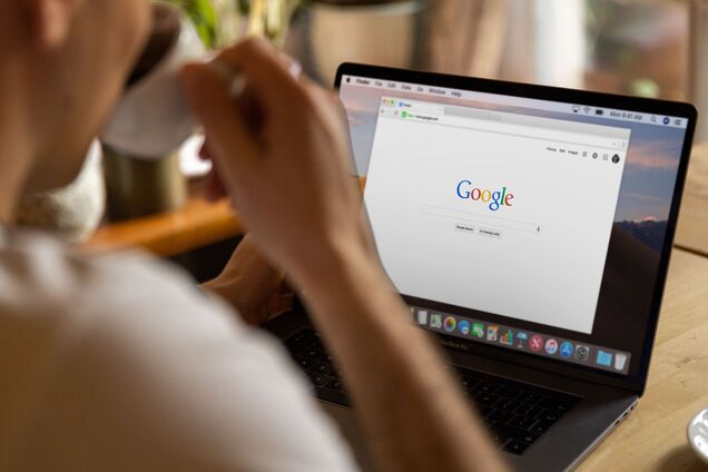 Как убрать «обзор от ИИ» в поиске Google: поможет простое действие