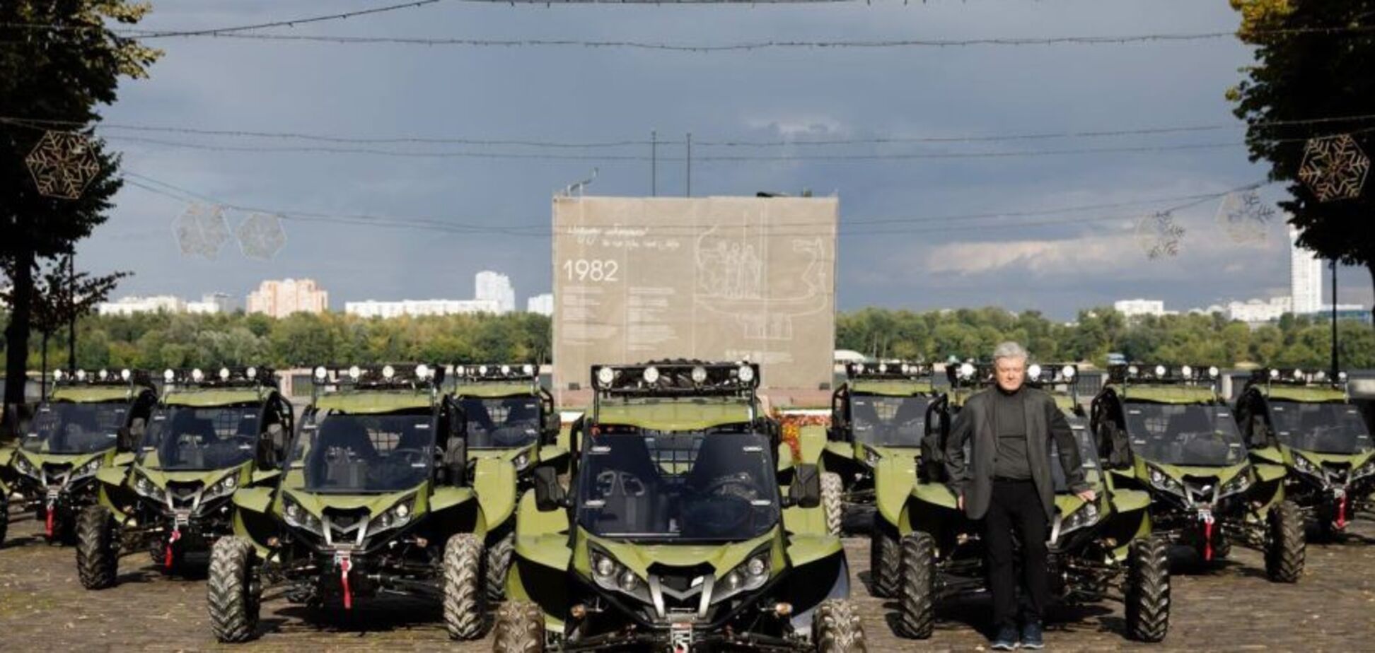 На данный момент закуплено 180 единиц на сумму 45 млн грн