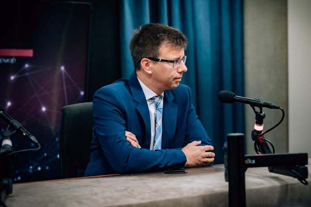 Новый лидер 'Фидеса' признал, что во времена Орбана в Венгрии произошел 'откат демократии'