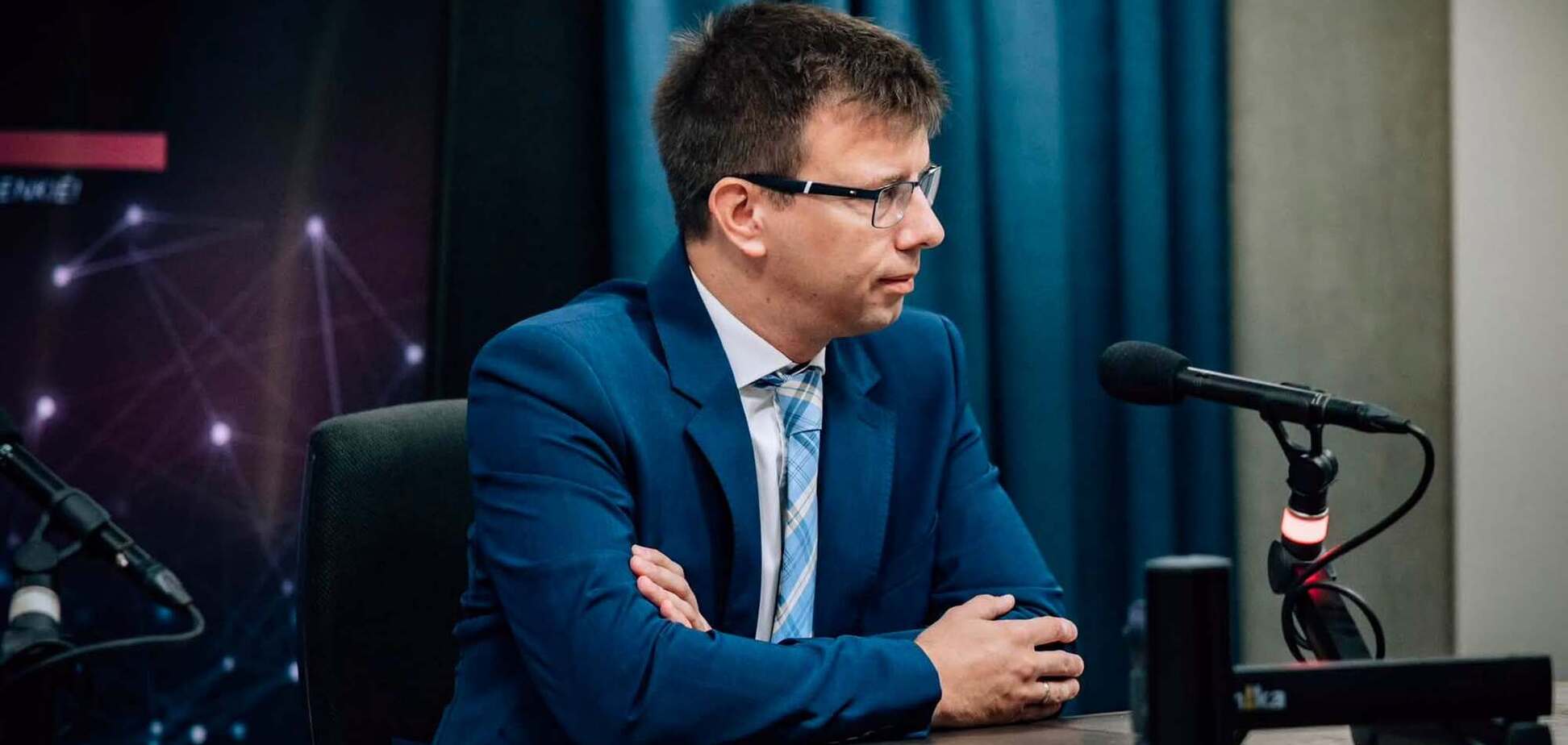 Новый лидер 'Фидеса' признал, что во времена Орбана в Венгрии произошел 'откат демократии'