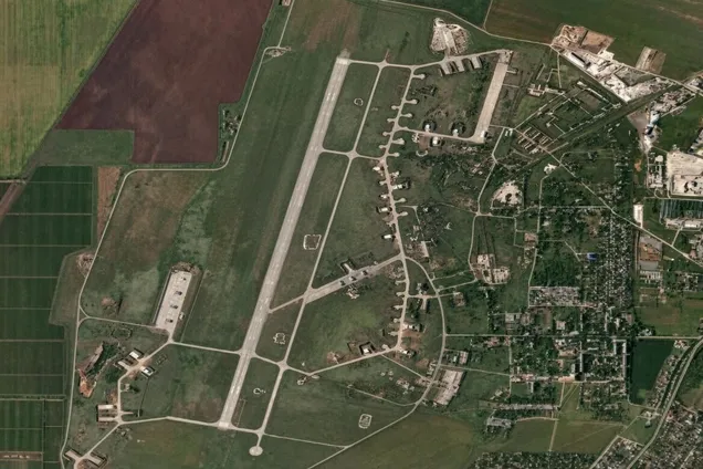 В оккупированном Крыму зафиксированы пожары в районе аэродрома 'Гвардейское' и на позициях российских войск