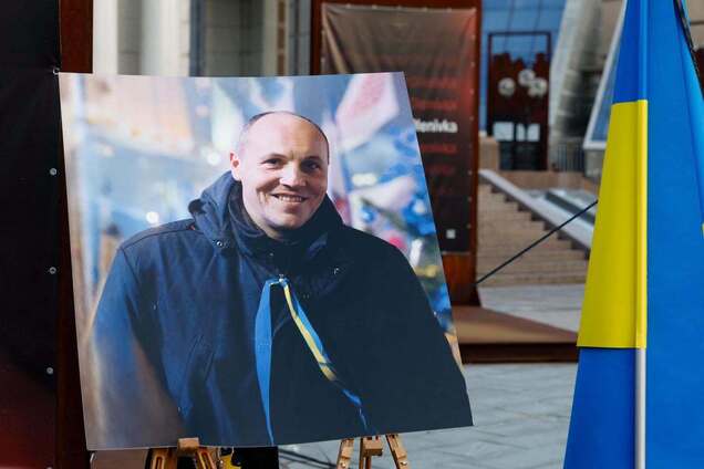 Це був постріл в армію, у мову, віру – у саме серце України: Порошенко вшанував пам'ять Андрія Парубія