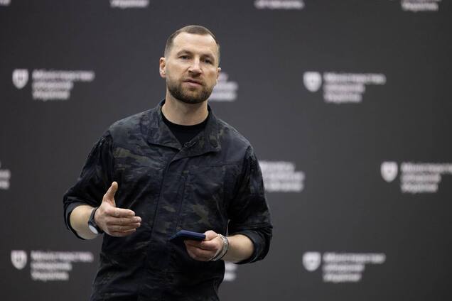 Євгеній Хмара