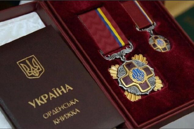 Шестерых энергетиков ДТЭК наградили за вклад в обеспечение устойчивости энергосистемы Украины: подробности