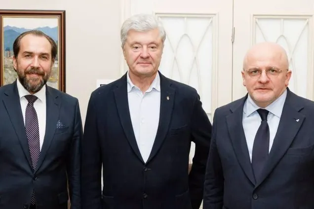Порошенко зустрівся із польським уповноваженим з питань відбудови України: про що говорили
