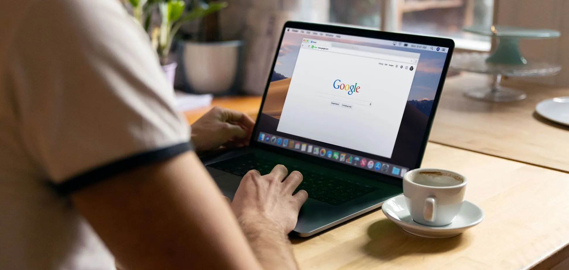 Chrome может отключить показ всплывающих окон, но для этого нужно заглянуть в настройки