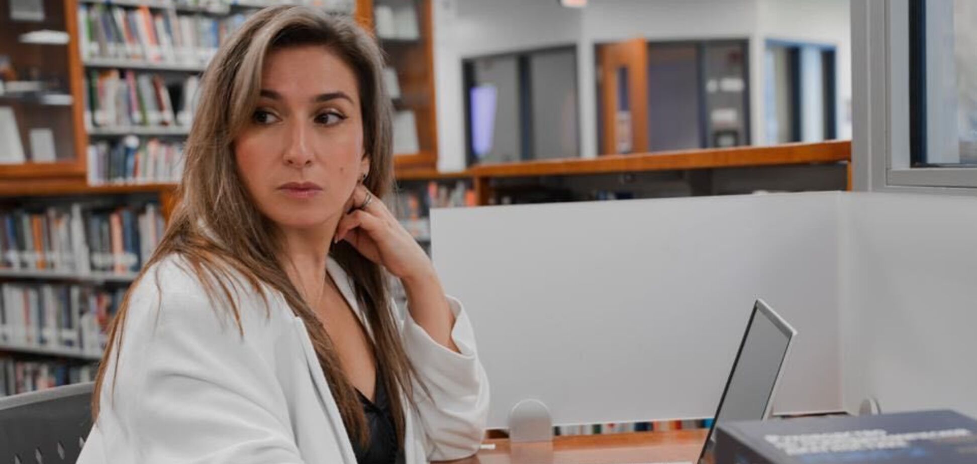 Кристина Хачатурова за работой