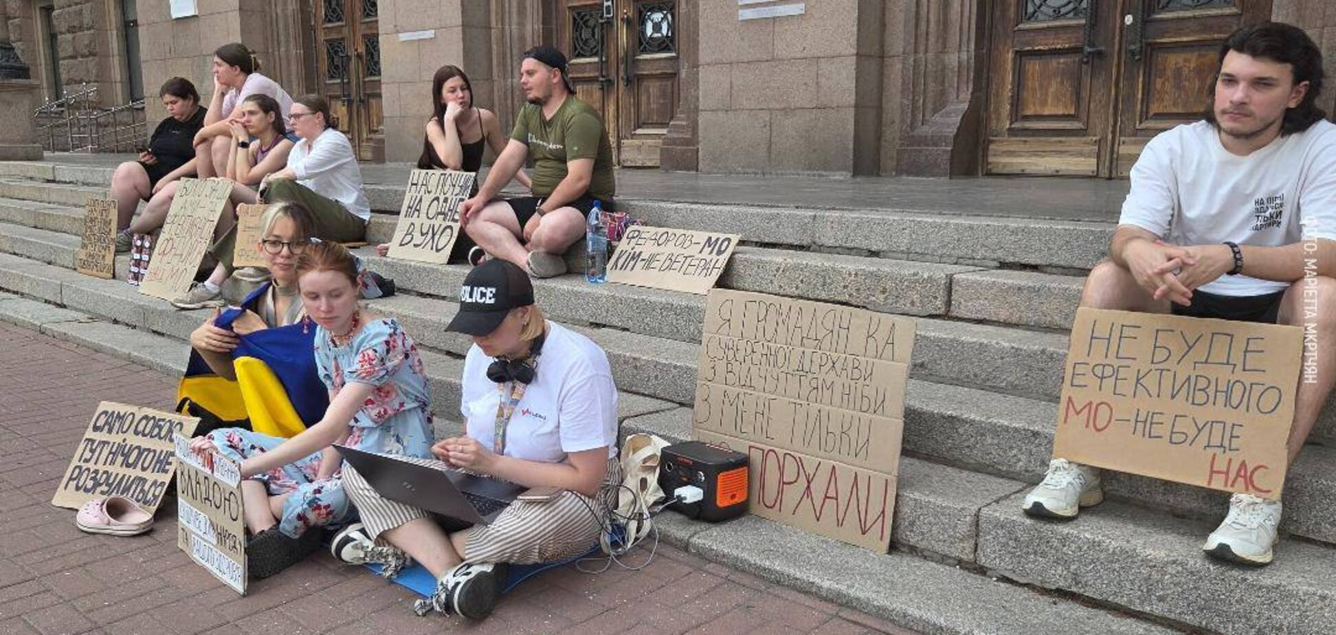 'Нас почули на одне вухо': у містах України 24-й день поспіль тривають мітинги на підтримку Федорова. Фото і відео