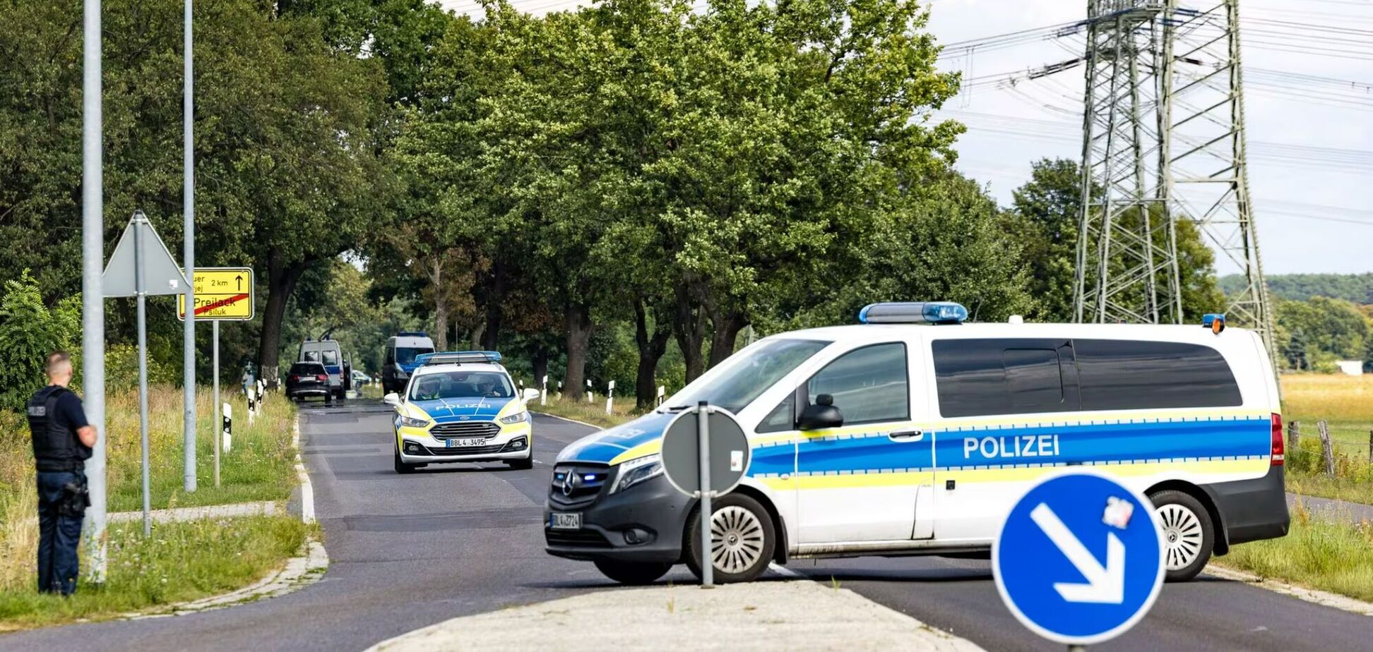 Взрывные устройства были обнаружены на подстанции, недалеко от электростанции Йеншвальде