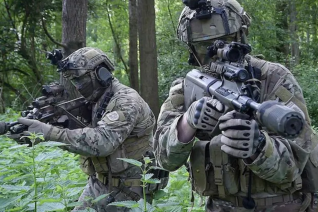 Були завербовані: ветерани західного спецназу могли тренувати росіян для війни проти України – The Telegraph
