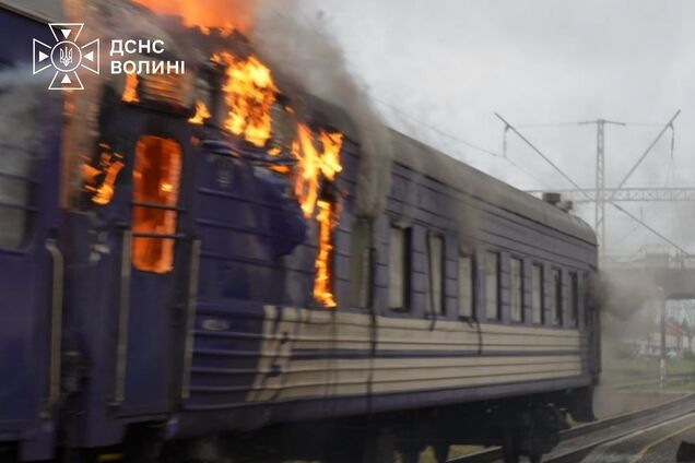 Пассажиров успели эвакуировать