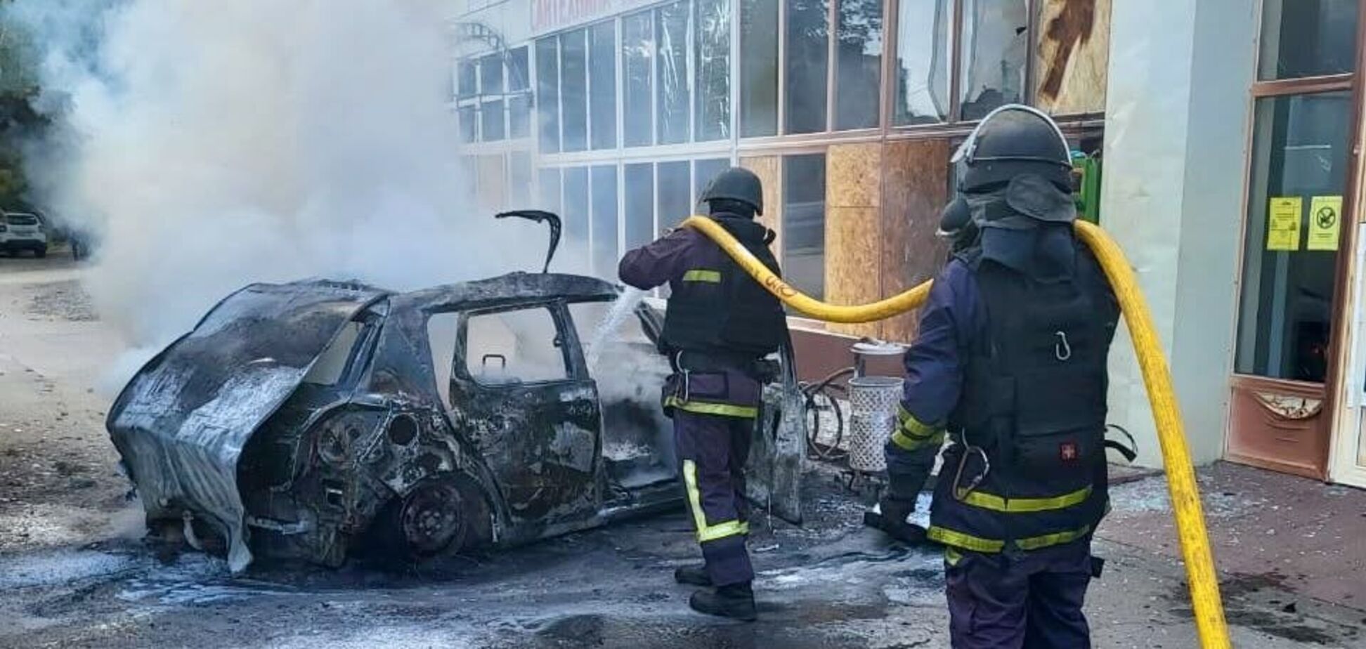Росія тричі атакувала цивільні автомобілі