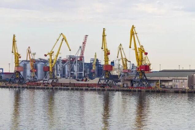 Україні необхідно перевозити близько 5-6 млн тонн вантажів щомісяця
