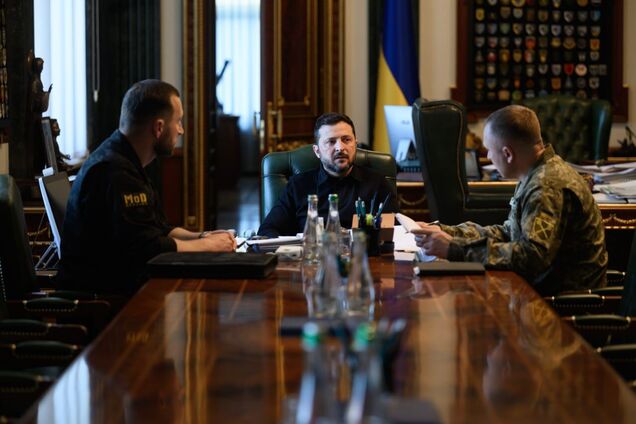Зеленський провів нараду