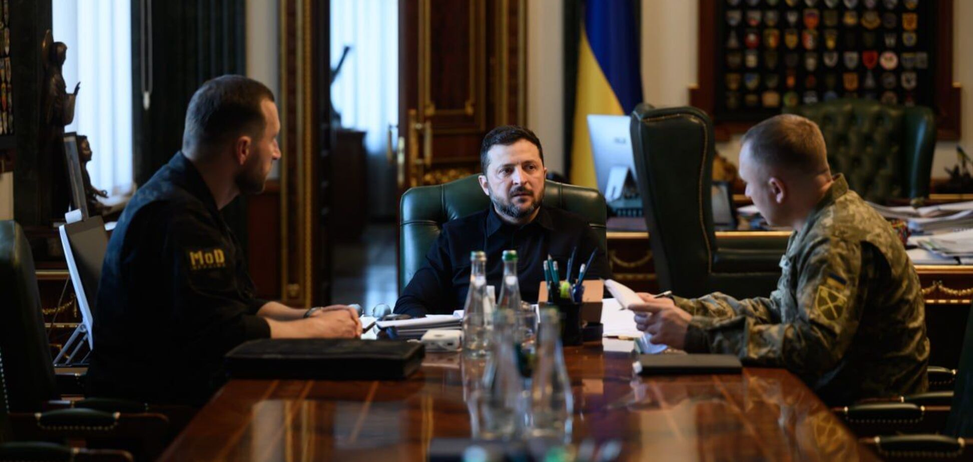 Зеленський провів нараду