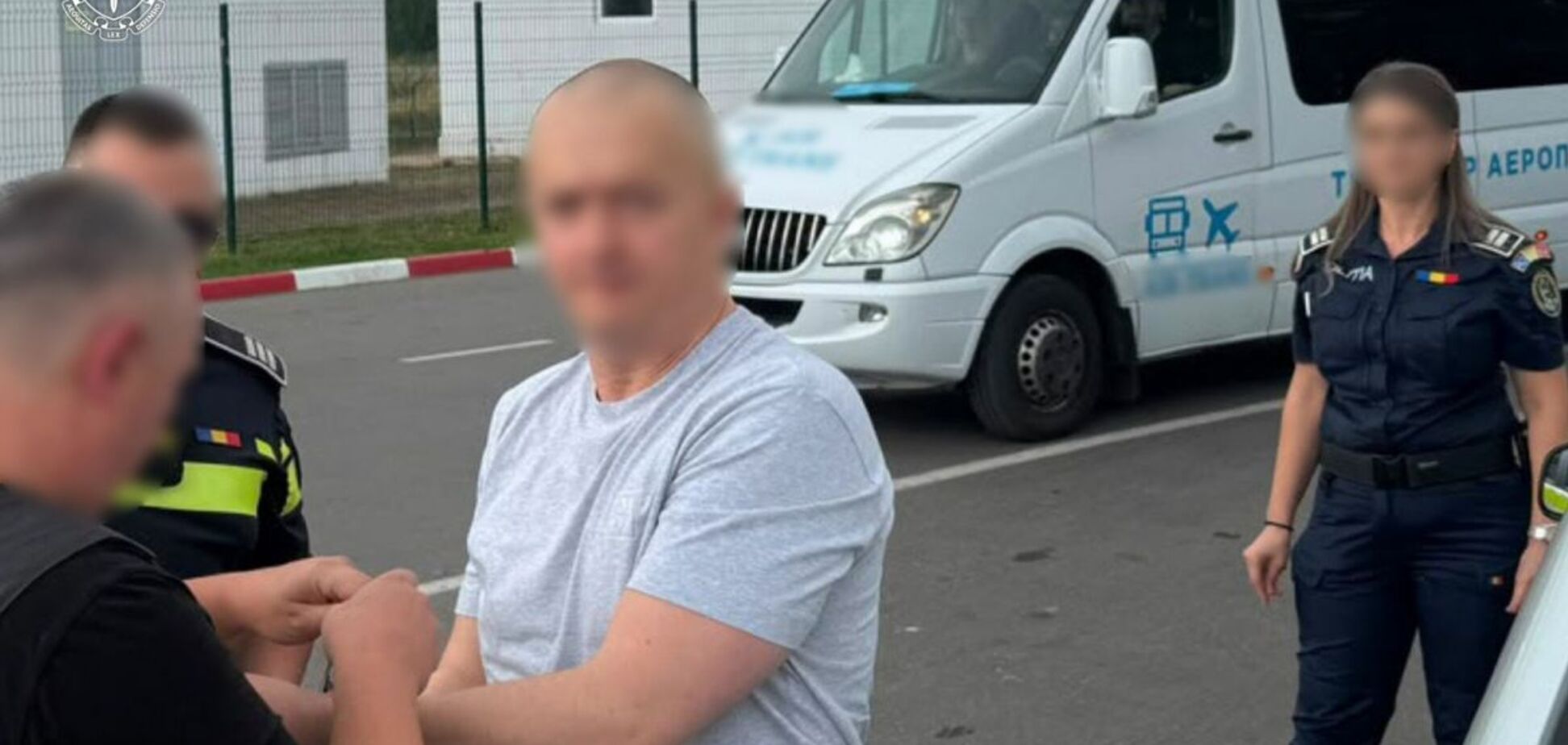 В Украину экстрадировали бывшего мэра Рахова Виктора Медведя