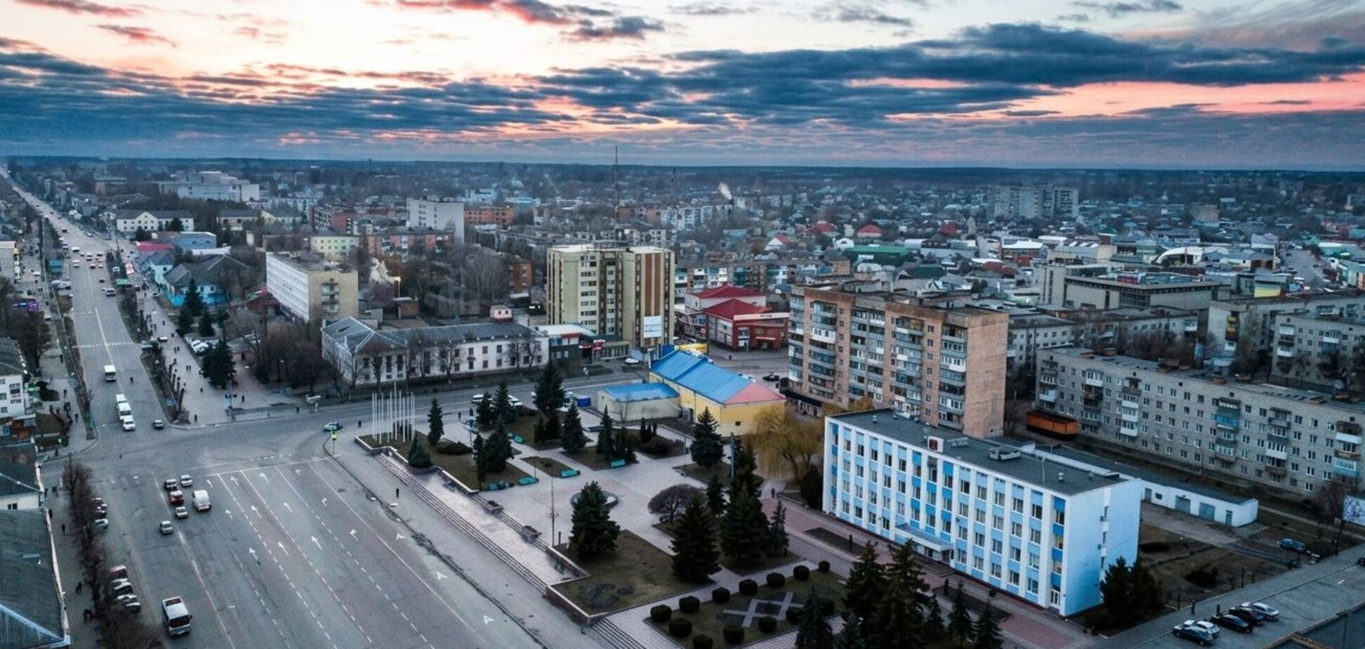 Росія вдарила по цивільному підприємству на Житомирщині, загинула людина, є постраждалі: усі подробиці