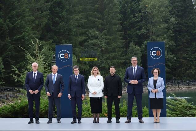 Карпатська вісімка: Зеленський заявив про старт нового саміту і назвав ключові питання. Відео
