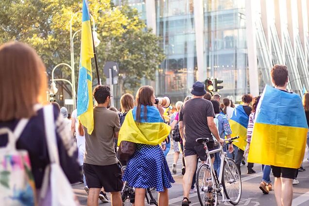 Українці за кордоном. Ілюстрація