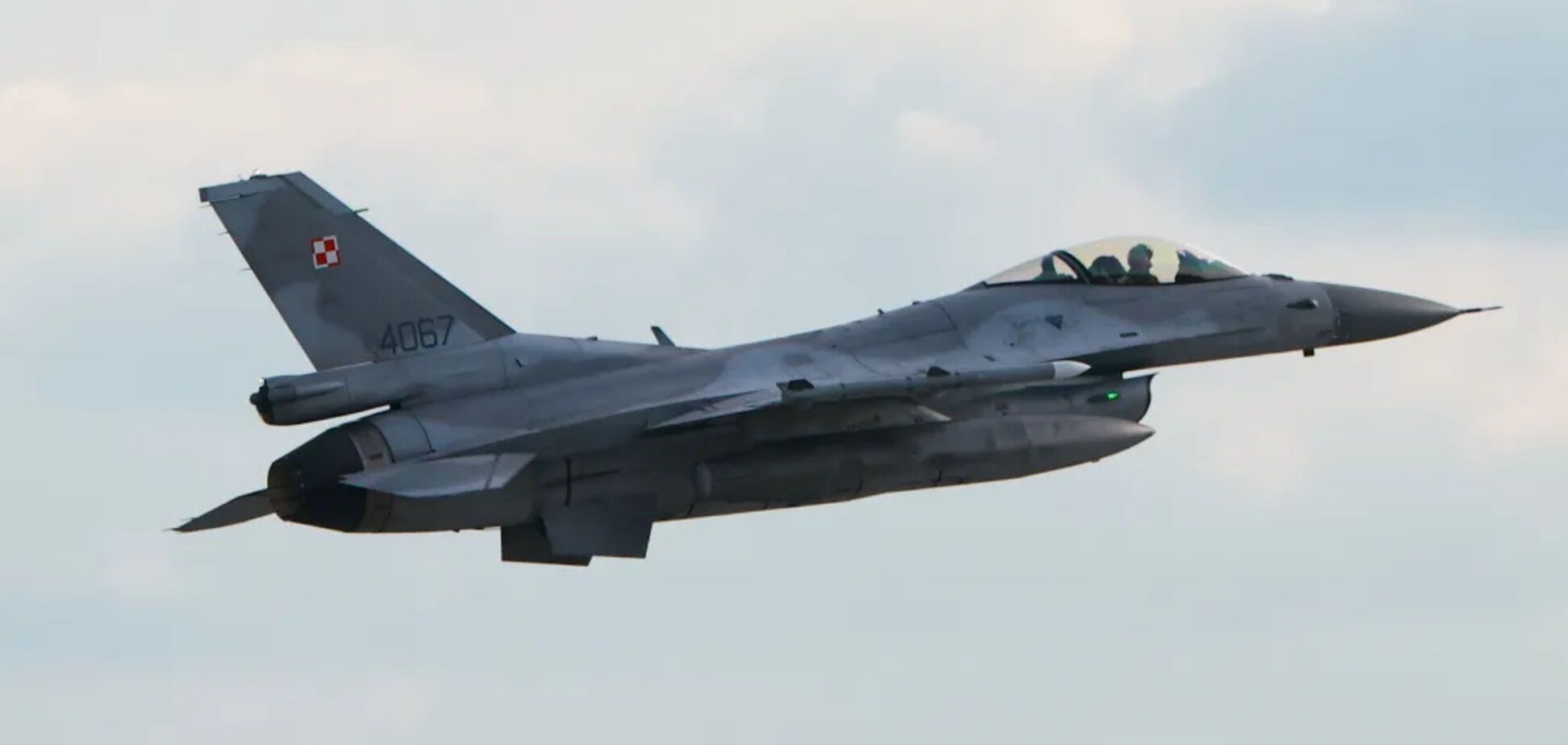 Истребитель F-16 Fighting Falcon Воздушных сил Польши
