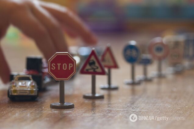 В Україні запропонували ввести ПДР окремим предметом у школі