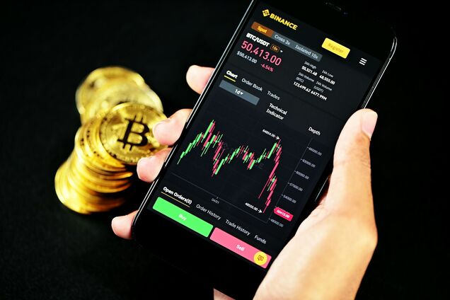 Иллюстрация — криптовалютная биржа Binance