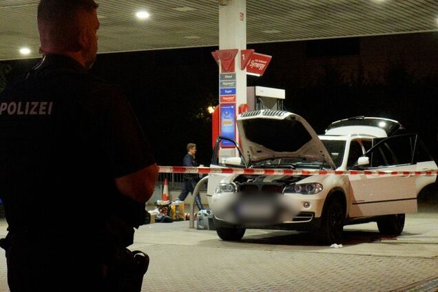 Зажигательные устройства выбросили из автомобиля: в Германии подожгли строительную площадку оборонной компании