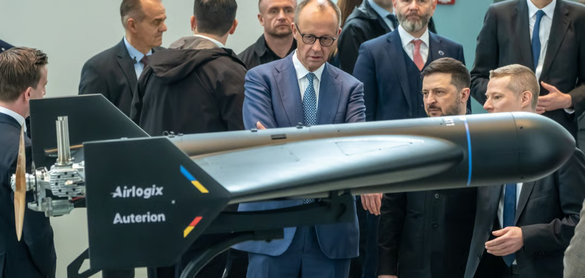 БпЛА компаній Airlogix та Auterion.