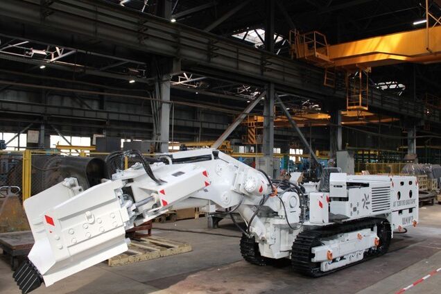 Машиностроители ДТЭК изготовили 1,4 млн запчастей для подготовки шахт к зиме