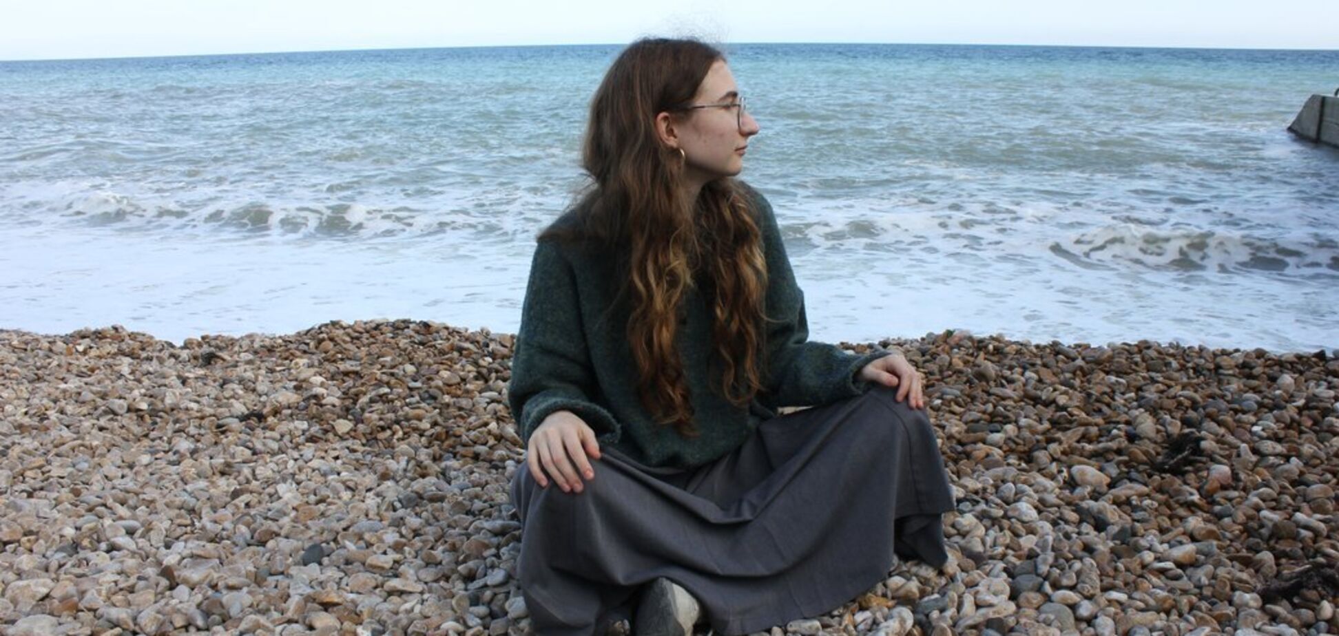 Учебник по украинскому языку заказала на Wildberries: история 18-летней крымчанки, сбежавшей из России в Киев