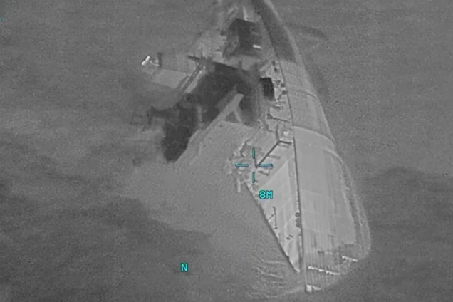 США потопили іранський танкер в Оманській затоці: у мережі з’явилося відео
