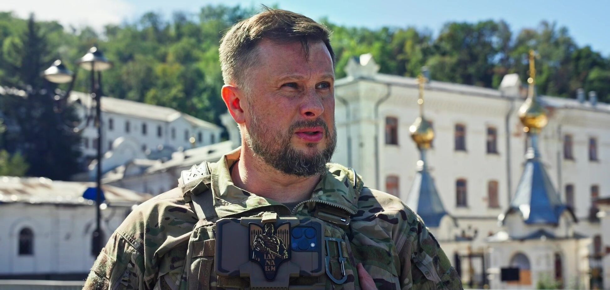 'Знімайте свої клоунські носи': Білецький зі Святогірської лаври спростував заяву Путіна про 'окупацію' міста