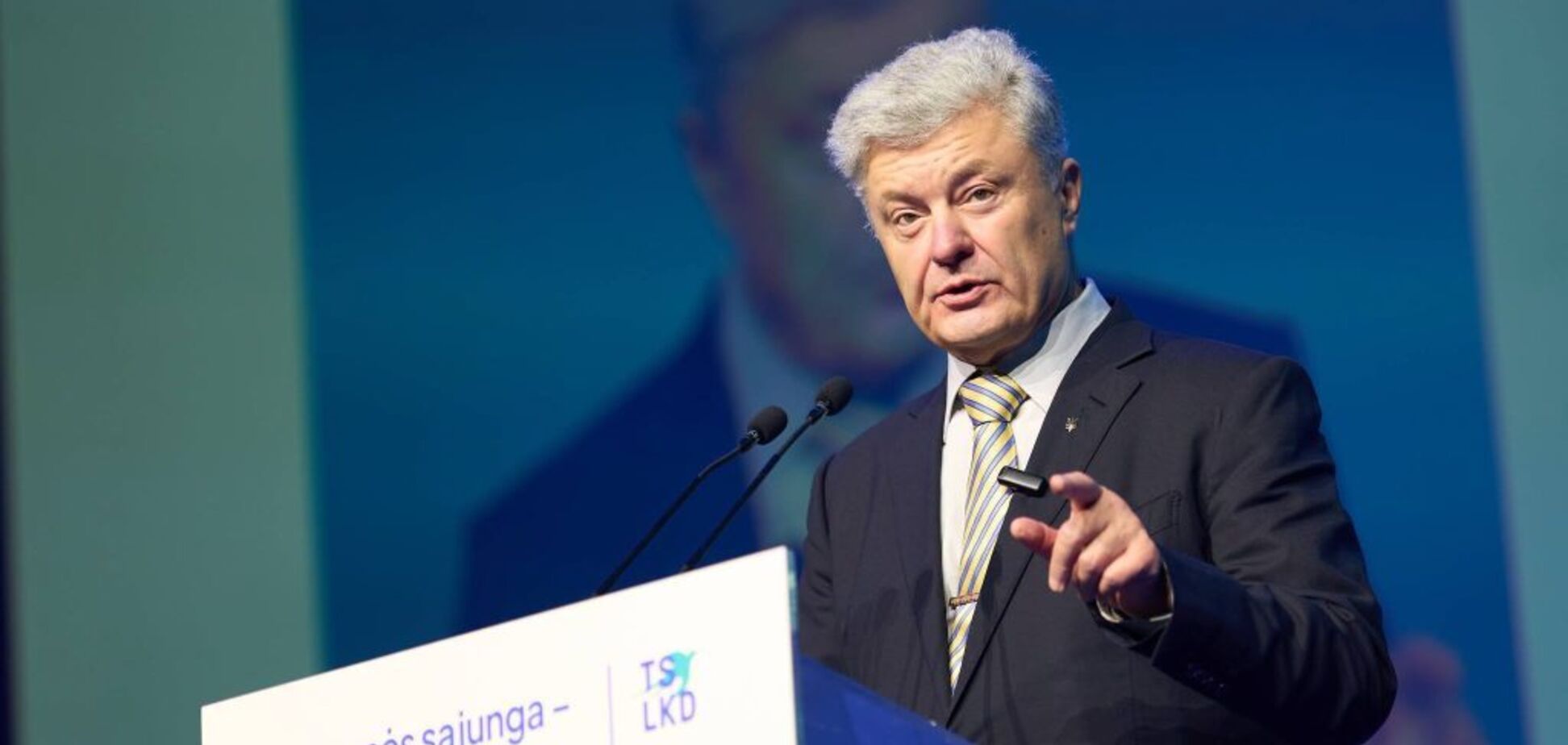 Порошенко во время выступления на съезде крупнейшей партии Литвы «Союз Отечества – Литовские христианские демократы» в Вильнюсе