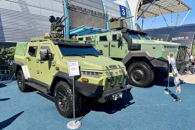 'Сайгак-1' и 'Варта-3': компания 'Украинская бронетехника' представила в Польше две новые боевые машины пехоты