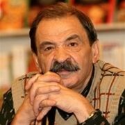 Илья Олейников