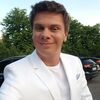 Дмитрий Комаров