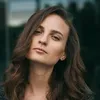 Елена Базу