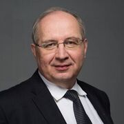 Павел Хобзей